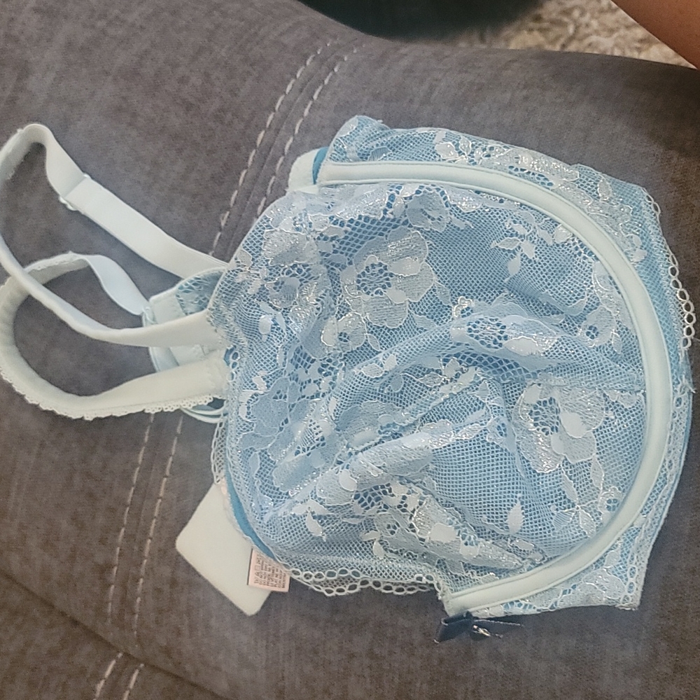 Victorias Secret Unlined Demi bra blue and silver lace 36 DDD/F